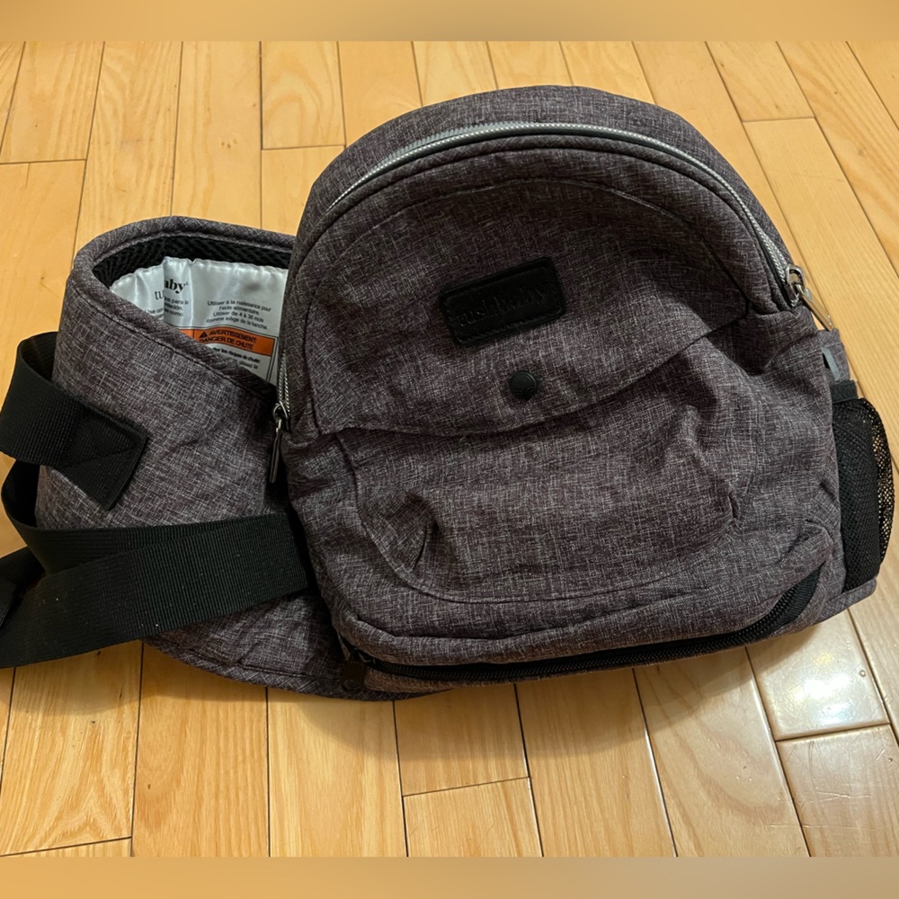 Gray Tushbaby Lite Like New